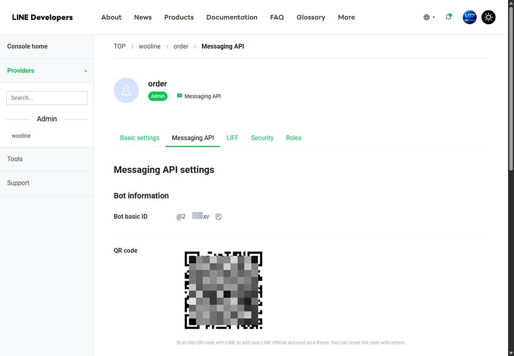 LINE Developers Messaging API settings showing Bot Basic ID and QR code for adding the LINE Official Account.